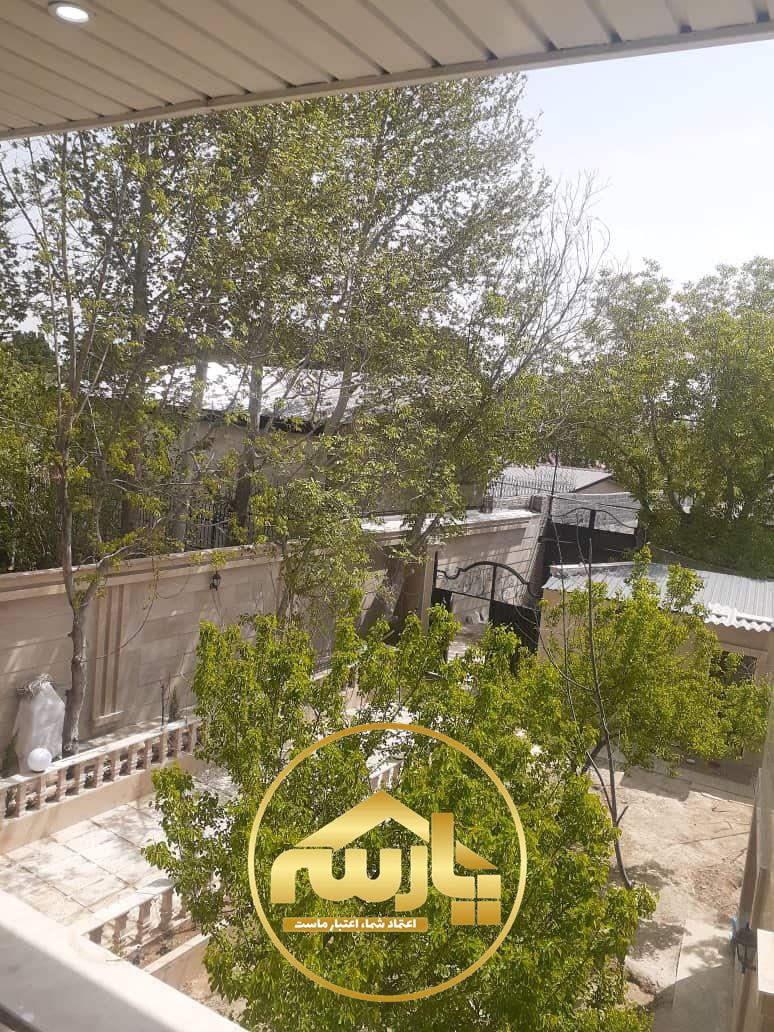 باغ ویلای 500 متری نقلی با 200 متر بنای دوبلکس در منطقه مهرآذین ملارد 