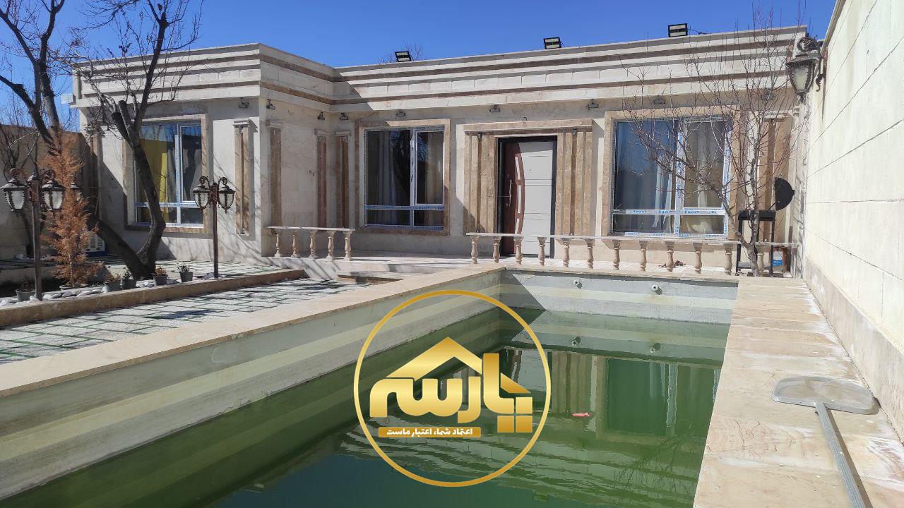 خانه ویلایی 300 متری شیک با 120 متر بنا در منطقه قجرآباد شهریار 