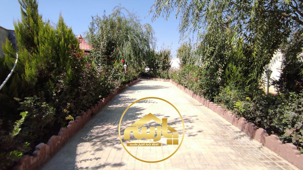 باغ ویلای 700 متری لوکس با 120 متر بنای شیک در منطقه خوشنام ملارد 