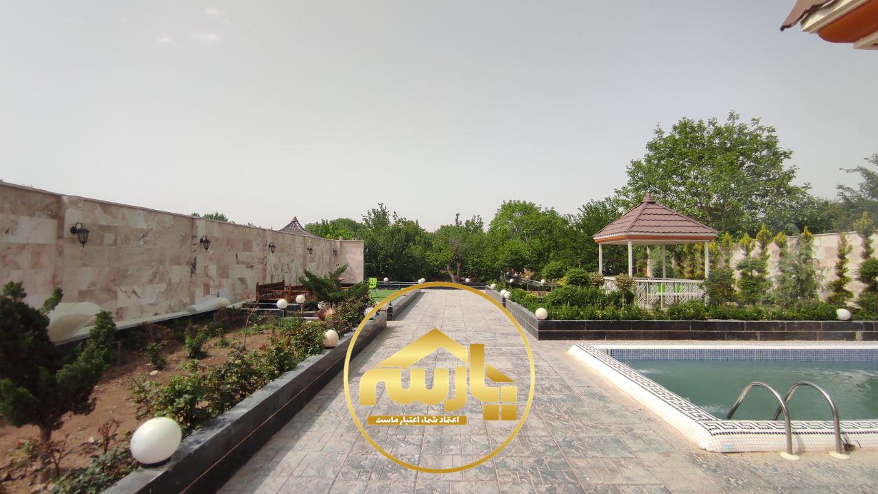 باغ ویلای 1350 متری لوکس با 160 متر بنای فاخر در منطقه کردزار شهریار