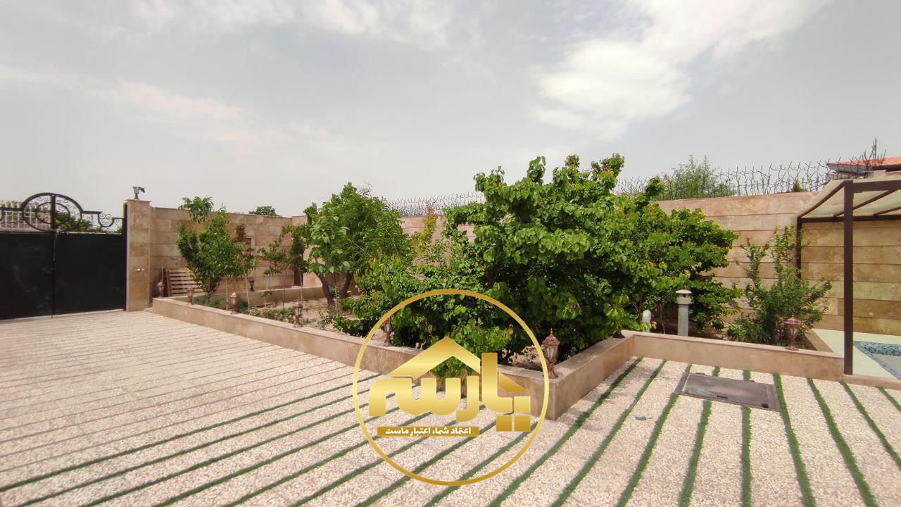 باغ ویلای 450 متری نقلی با 90 متر بنای بی نقص در منطقه کردزار شهریار 
