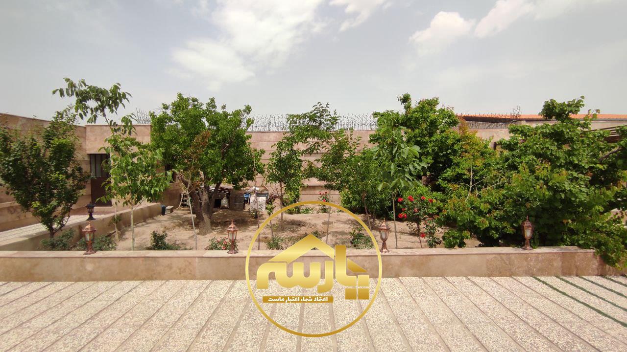 باغ ویلای 450 متری نقلی با 90 متر بنای بی نقص در منطقه کردزار شهریار 