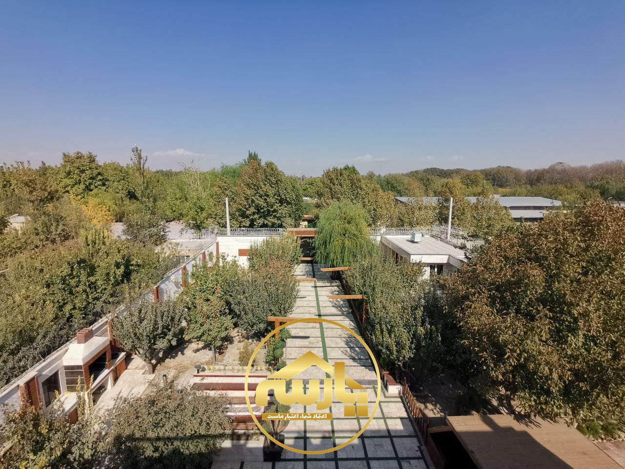  باغ ویلای 1175 متری فاخر با 220 متر بنای لاکچری در منطقه خوشنام ملارد 